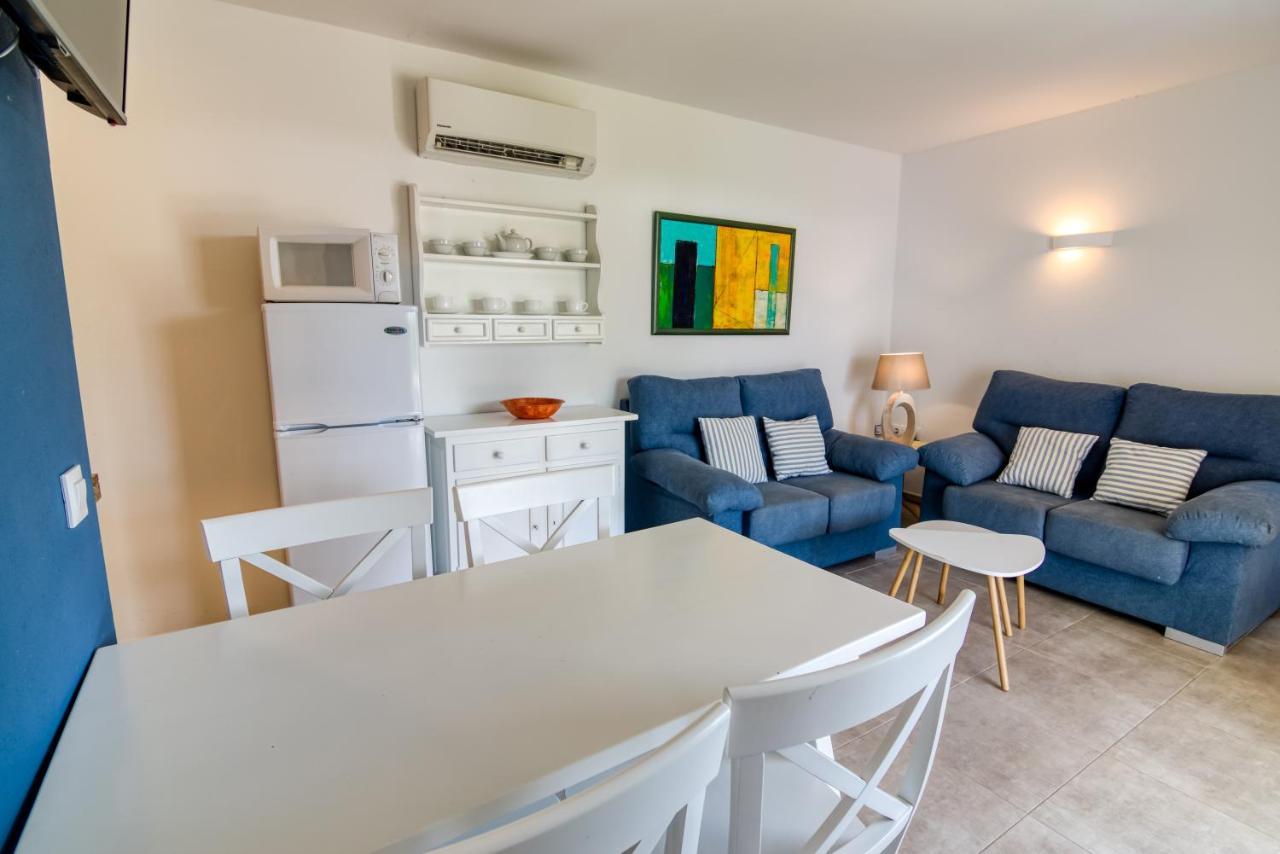Apartamentos Las Golondrinas Cala en Bosch Εξωτερικό φωτογραφία