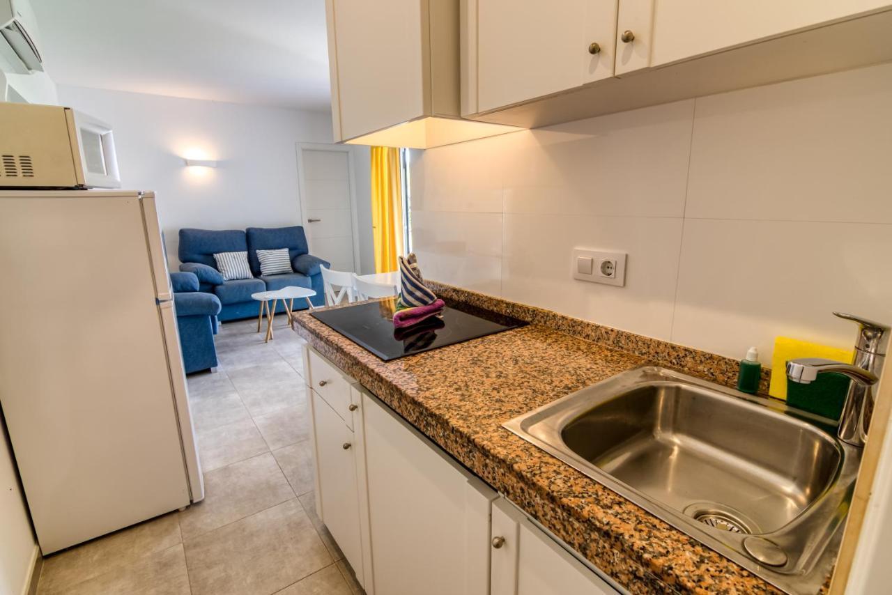 Apartamentos Las Golondrinas Cala en Bosch Εξωτερικό φωτογραφία