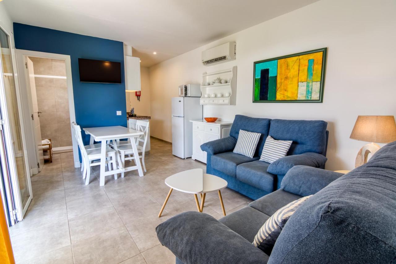 Apartamentos Las Golondrinas Cala en Bosch Εξωτερικό φωτογραφία